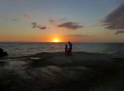 Ямайка (Jamaica). Закат. Samsara Cliff Resort.