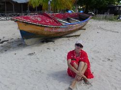 Ямайка (Jamaica). Пляж Негрил (Negril). Таня и ботик.