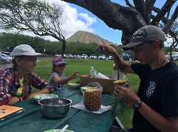 Hanauma Bay. Ланч.  Казнь ананаса.