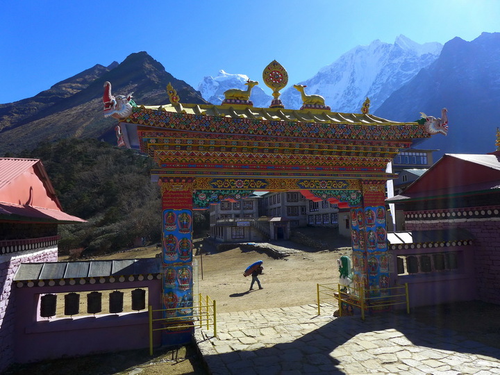 Тенгбоче (Tengboche, 3860м)