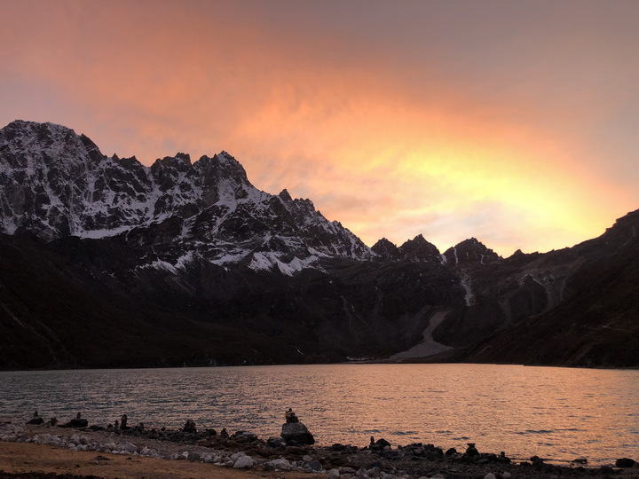 Gokyo Lake sunset